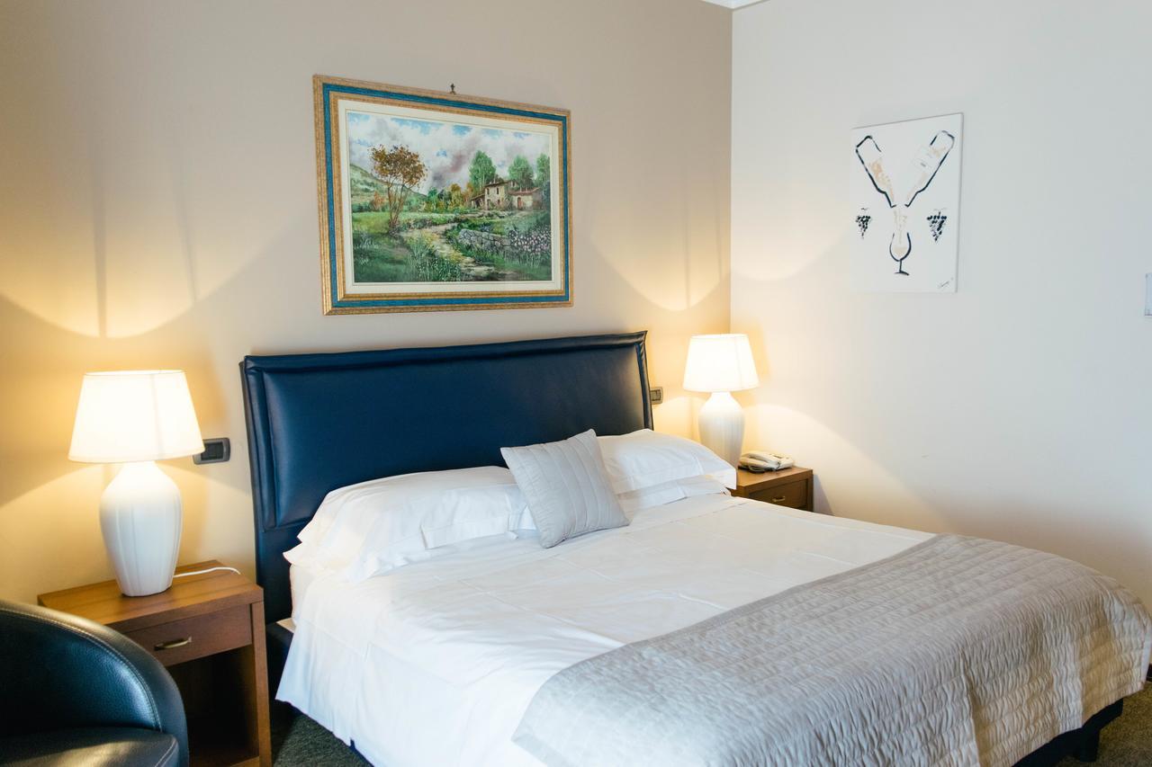 Villa San Carlo Cortemilia Eksteriør bilde